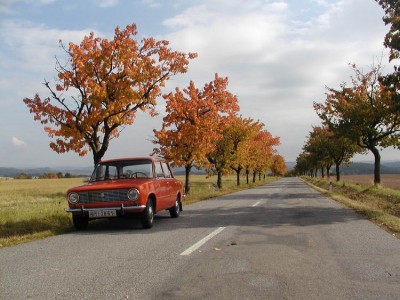 podzimní silnička