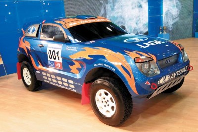 Lada SUV DAkar 01.jpg