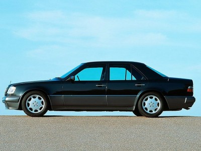 345_1990_mercedes_benz_e500_w124_4.jpg