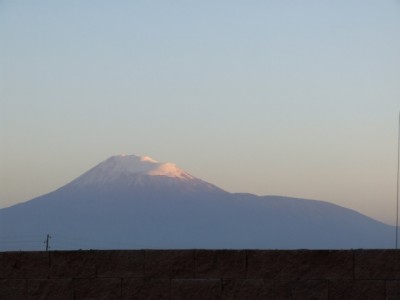 Vecer u hotelu,v pozadi Ararat-ten je bohuzel v Turecku
