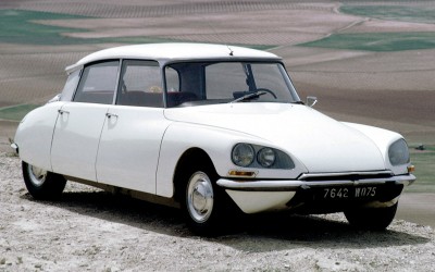 68_Citroen_DS21_Berline_1.jpg