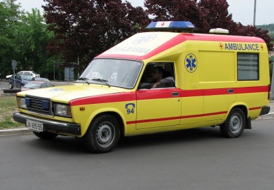 lada-2107-ambulance-serbia-and-montenegro_be09c[1].jpg