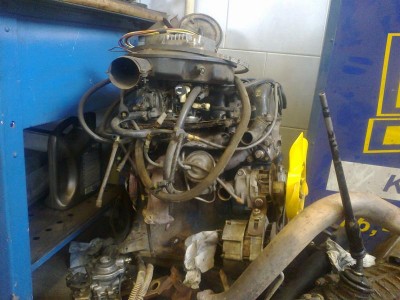 lada niva motor 002.jpg