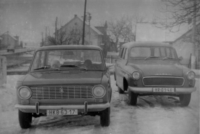 V roce 1977 s babičkou zakoupil nový vůz Lada 1200...