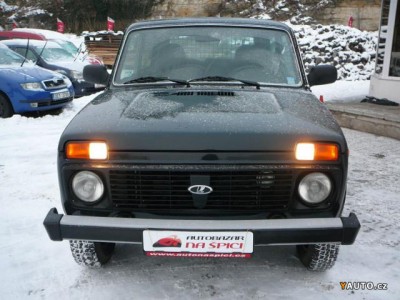 Lada_Niva_1_6i_61kW_TAIGA_4x4_3.jpg