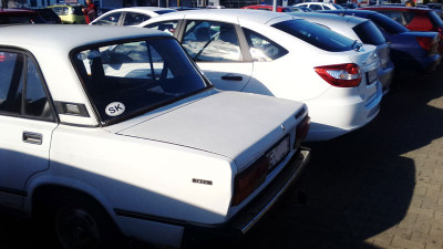 lada2.jpg