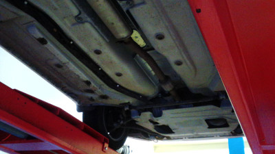 servisna-granta4.jpg (61.89 KiB) Zobrazeno 1194 x Pod vozidlom