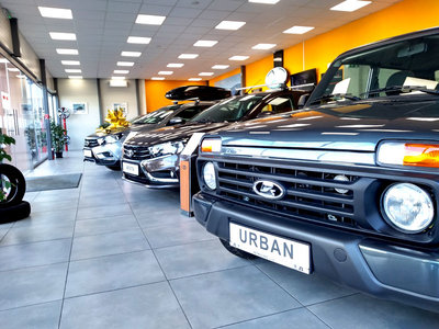 Niva-Urban-1.jpg (121.84 KiB) Zobrazeno 1732 x Kočky čakajú na svojich majiteľov .-)