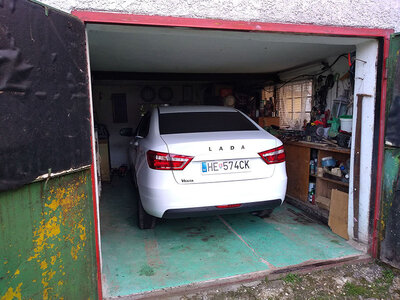 Lada Vesta Garaz 2021.jpg
