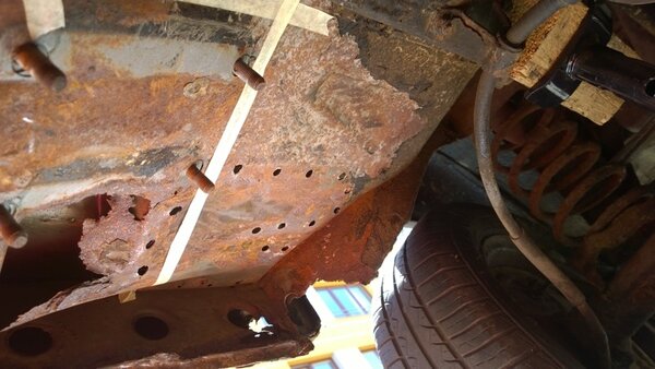 WP_20220519_11_07_43_Pro.jpg (113.58 KiB) Zobrazeno 1809 x Je tu toho nahnilého trochu víc