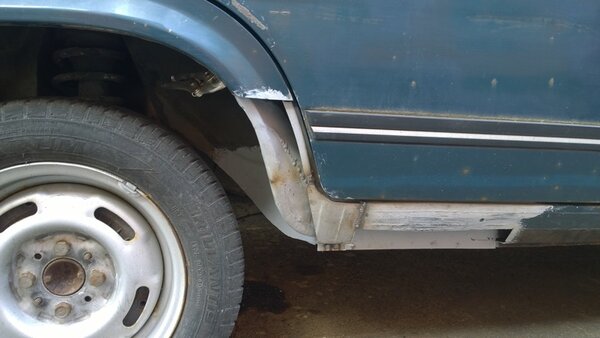 WP_20220614_10_47_27_Pro.jpg (80.98 KiB) Zobrazeno 3579 x Konec prahu. Primárně aby se mohl zavřít blatník.