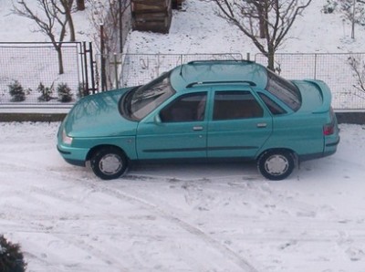 Lada 2110i 1999.JPG